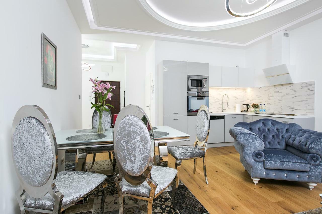 קרקוב Old Town Cristal Apartment By Otium מראה חיצוני תמונה