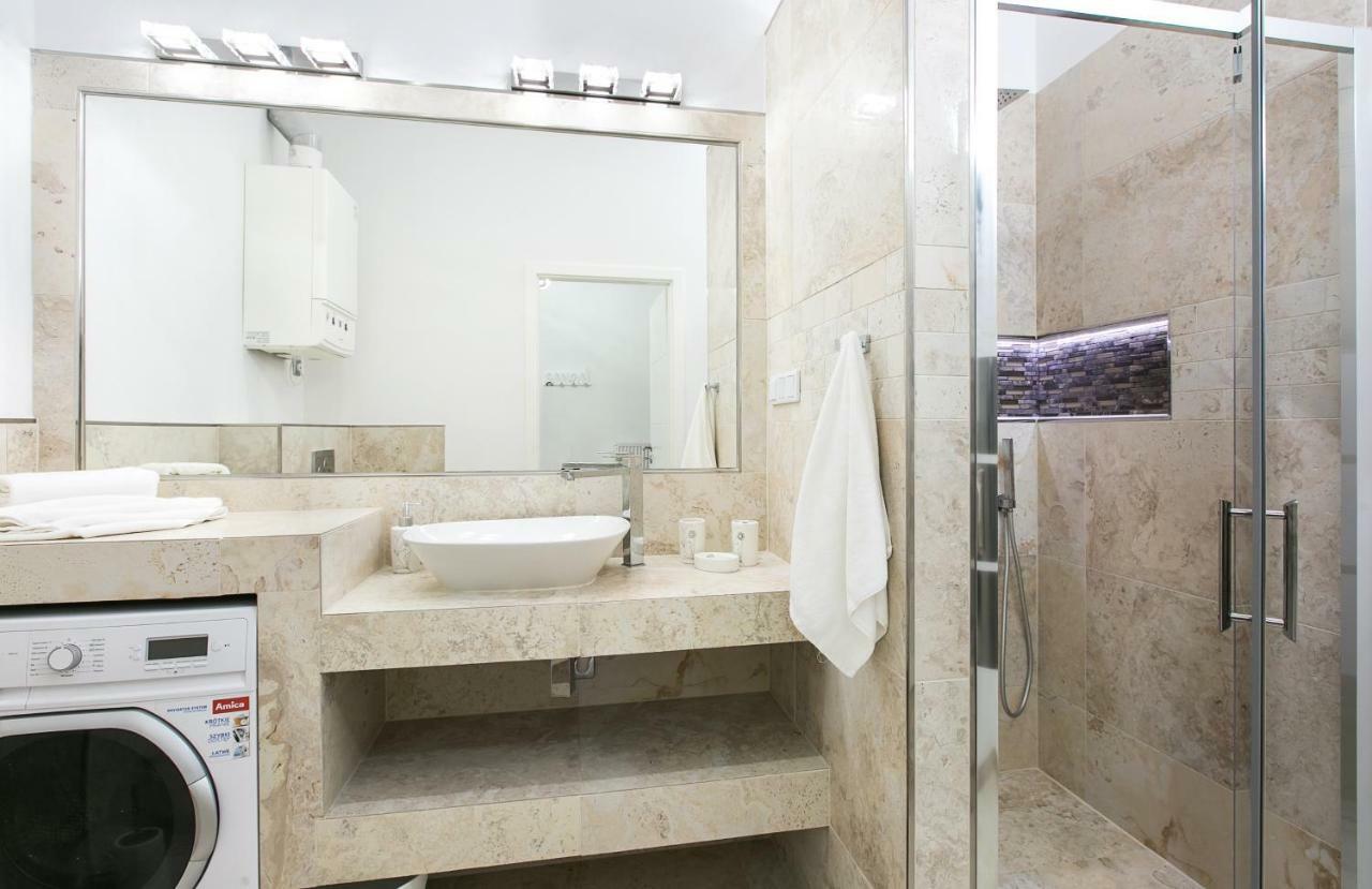 קרקוב Old Town Cristal Apartment By Otium מראה חיצוני תמונה