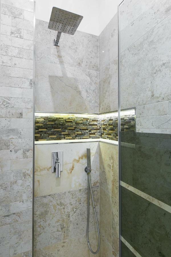 קרקוב Old Town Cristal Apartment By Otium מראה חיצוני תמונה